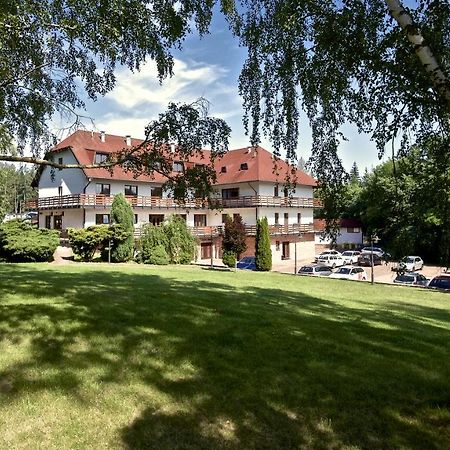 Sporthotel Kácov Екстериор снимка