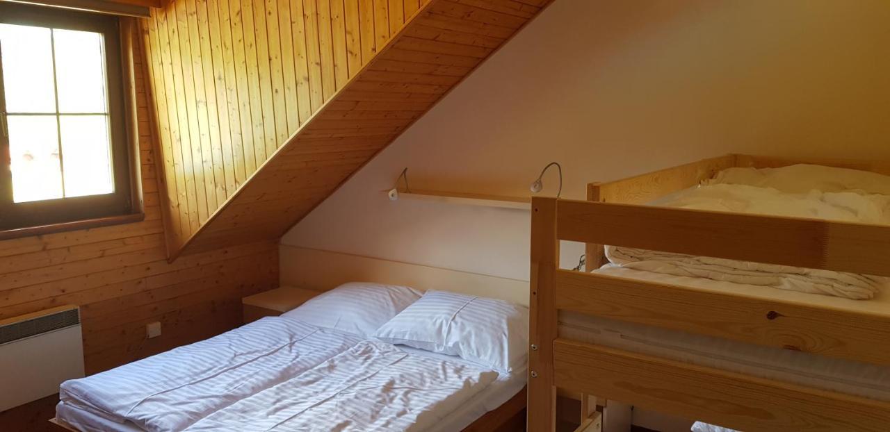 Sporthotel Kácov Екстериор снимка