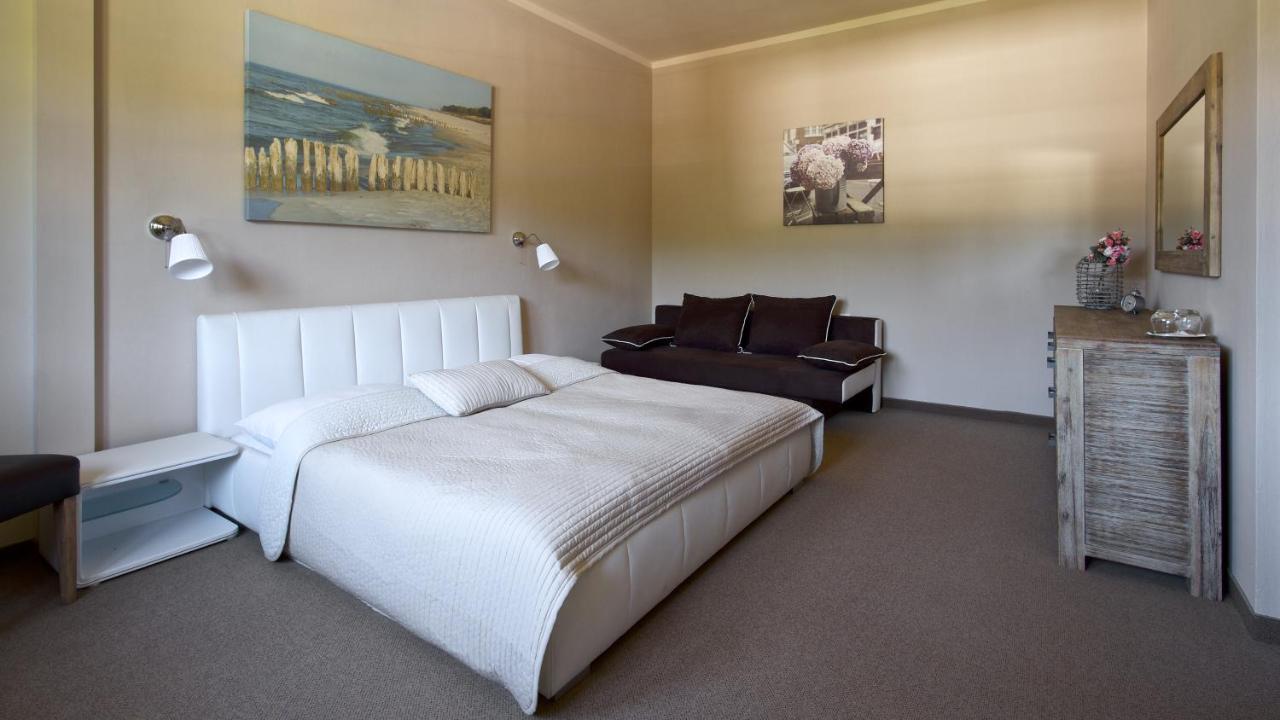 Sporthotel Kácov Екстериор снимка